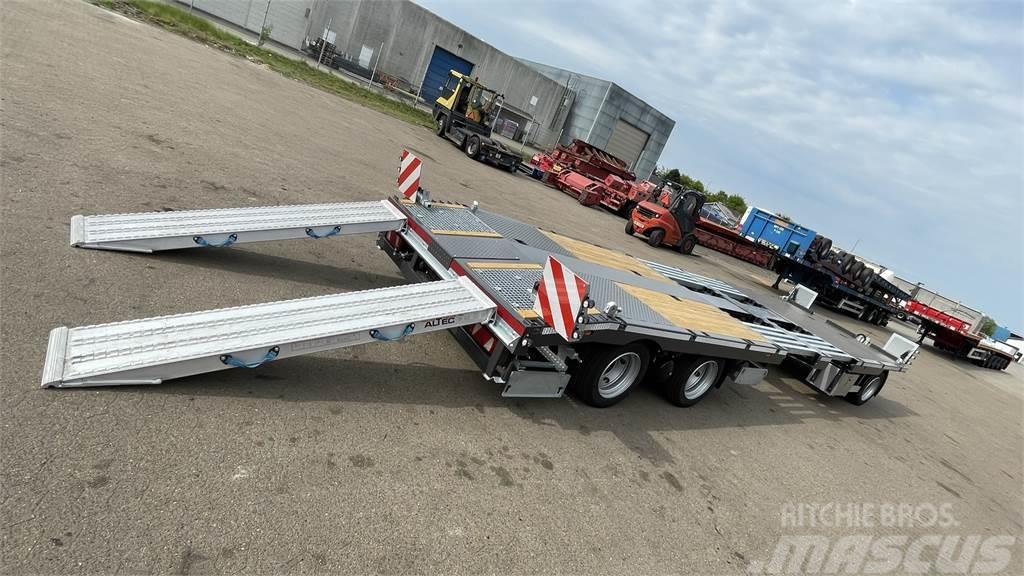 B-xl Udtræksanhænger Nízko rámové nákladné automobily