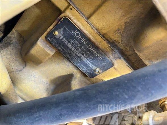 John Deere 250G LC Pásové rýpadlá