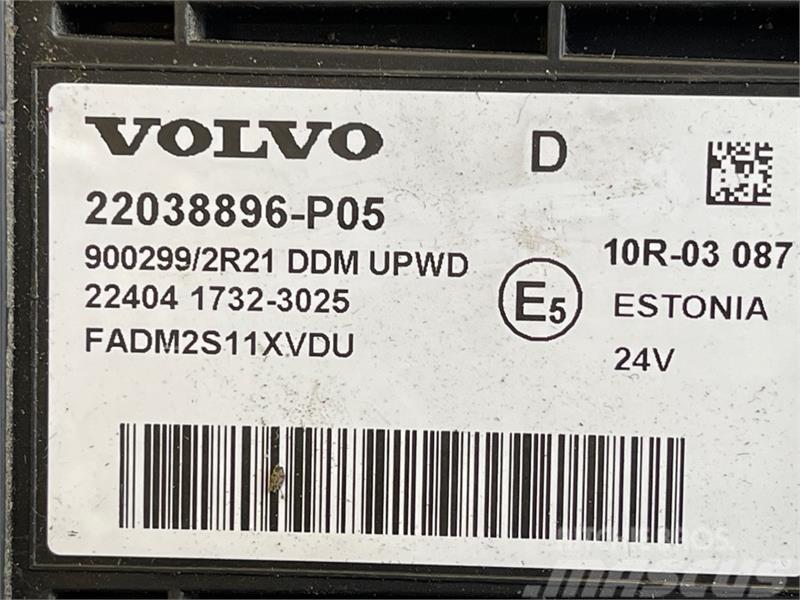 Volvo VOLVO CONTROL UNIT 22038896 Elektronika