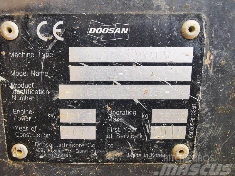 Doosan DX 255 NLC 5 Pásové rýpadlá