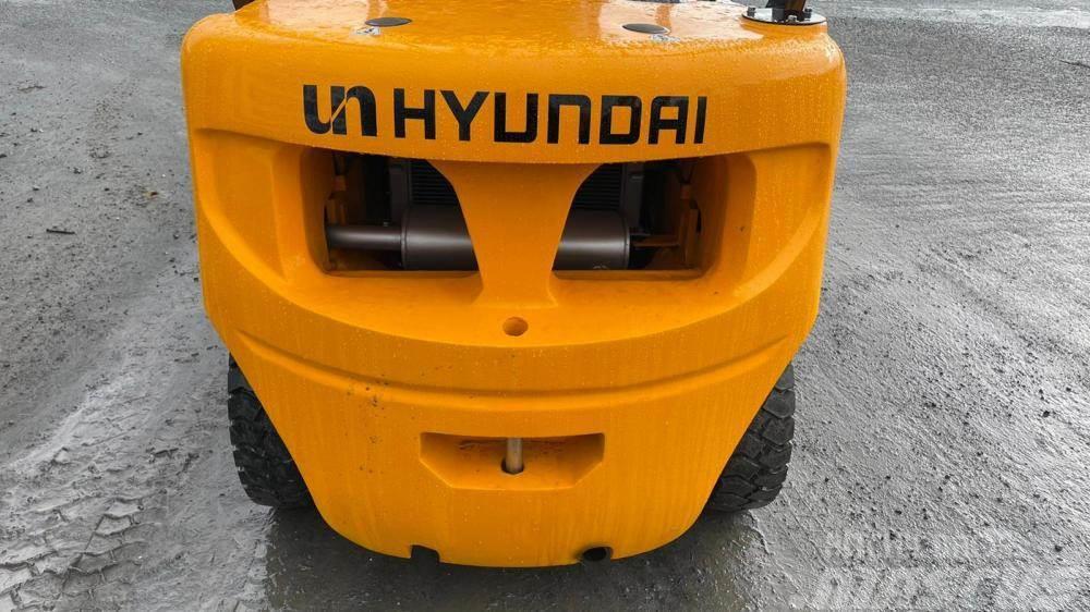 Hyundai N25 Iné