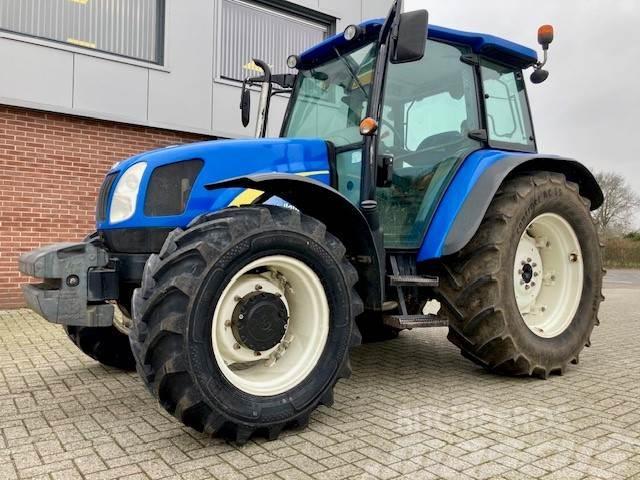 New Holland T5060 Traktory