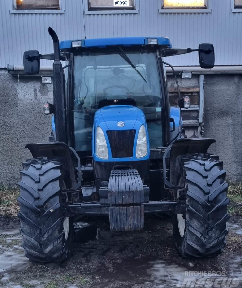 New Holland TS110A Traktory
