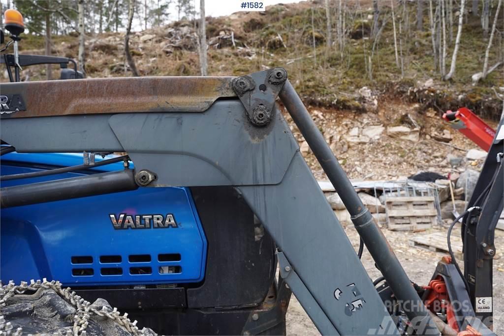 Valtra 6850 Traktory