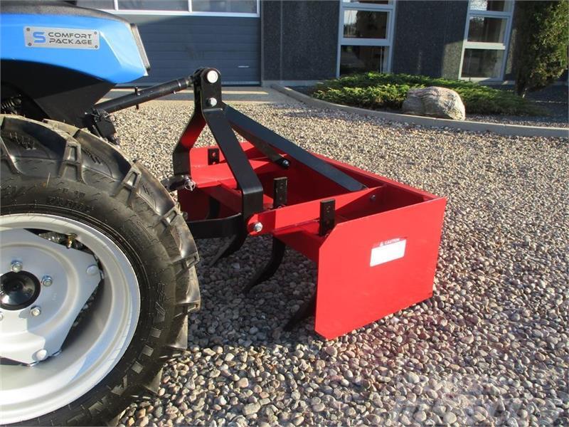 Dk-Tec 120cm scraberbox/vejhøvl Ďalšie príslušenstvo traktorov