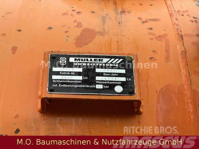MAN 25.270 / Müller Saug u. Spühlwagen / 12.000 L / Kombinované/Čerpacie cisterny