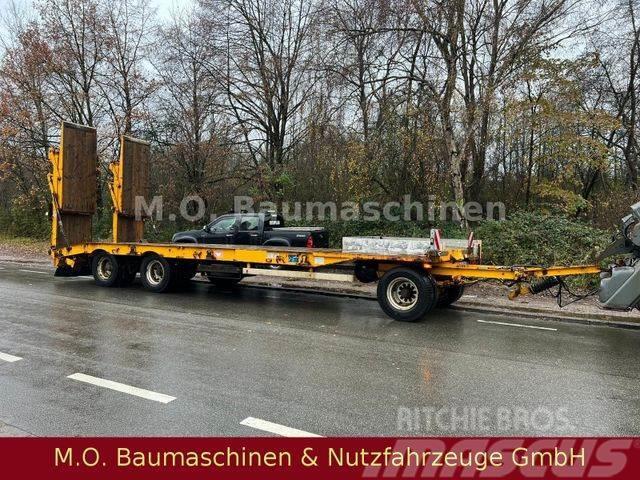 Müller-Mitteltal PT 30,0 Kompakt / 3 Achser / Blatt /hydr. Rampen Nízko rámové nákladné automobily