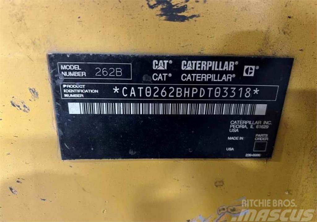 CAT 262B Šmykom riadené nakladače