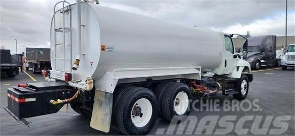 International WorkStar 7400 Cisternové nákladné vozidlá