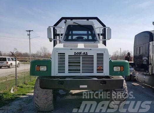 Loral Magnum IV Lesné traktory