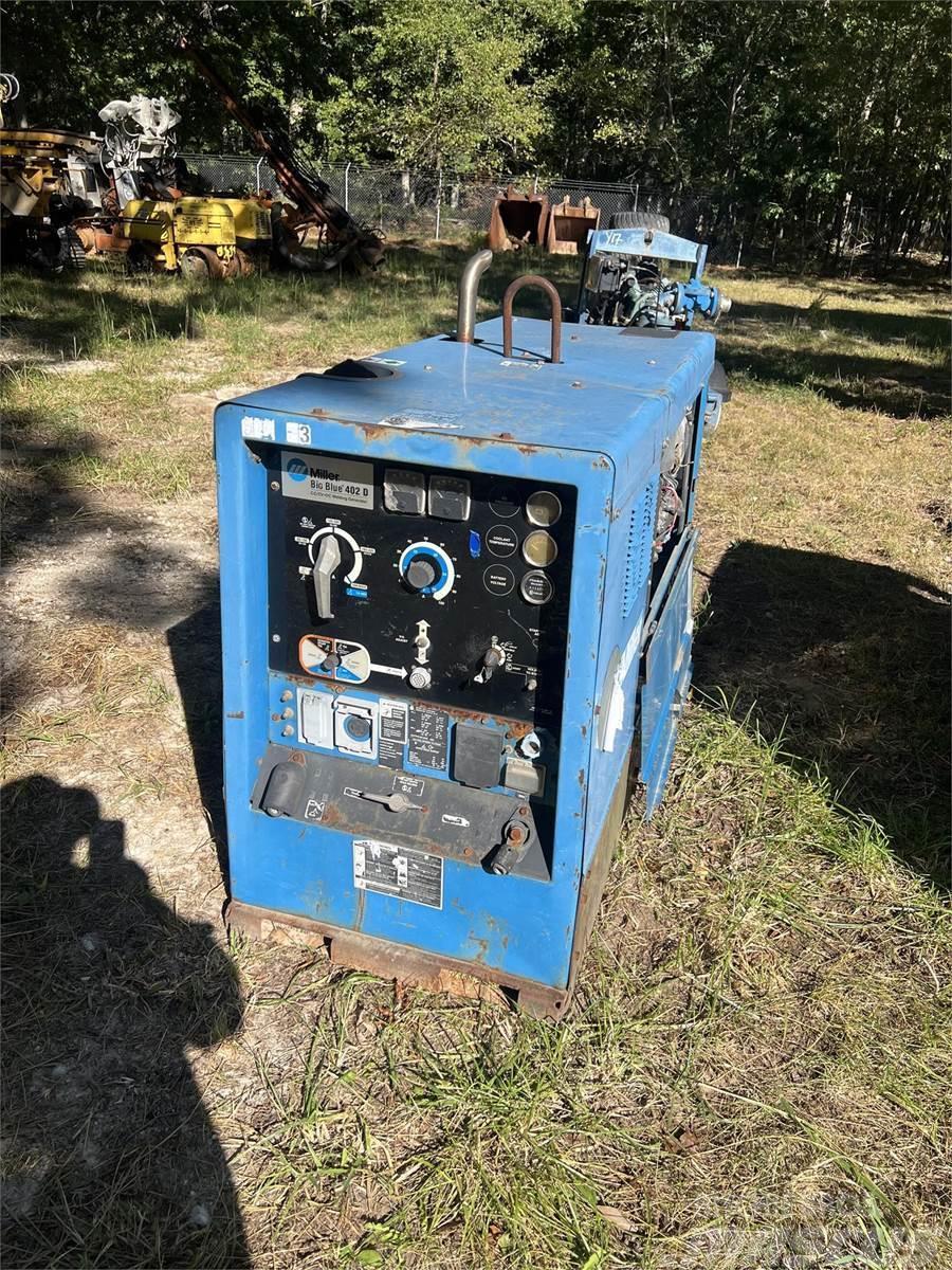Miller BIG BLUE 402D Naftové generátory