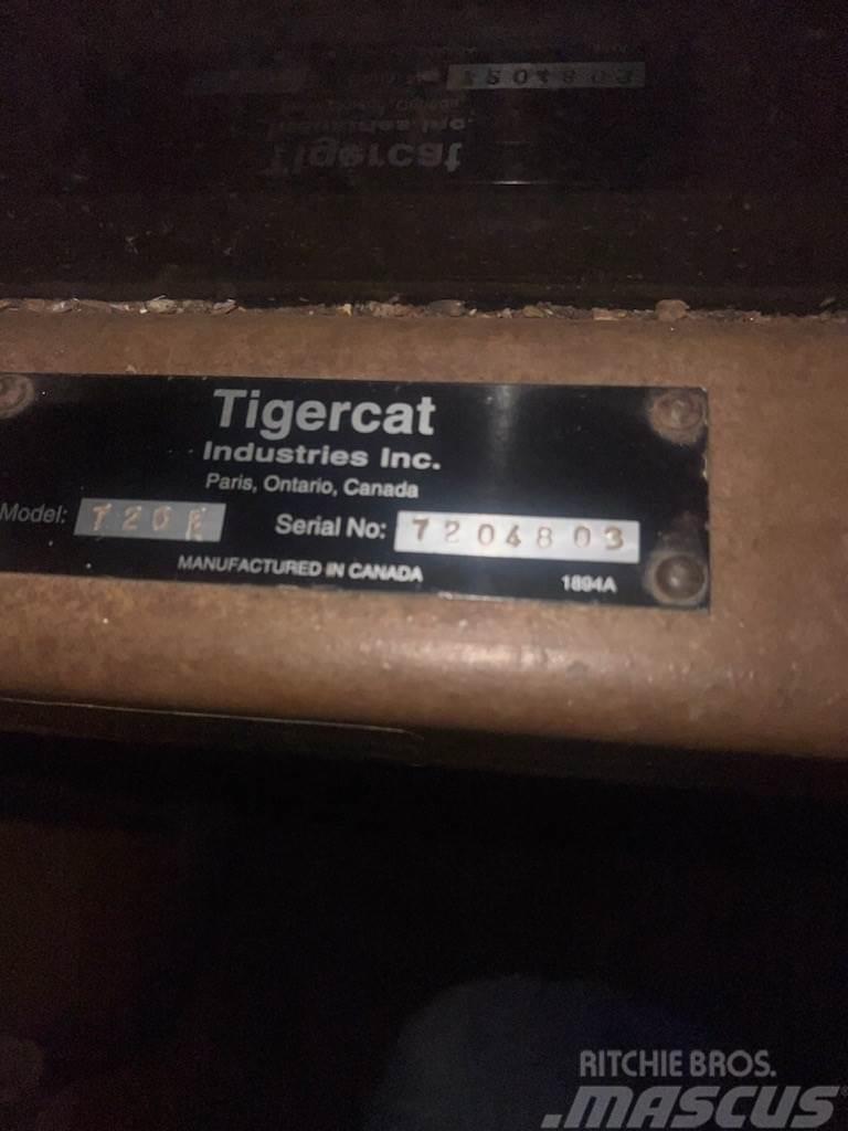 Tigercat 720E Stínacie harvestory
