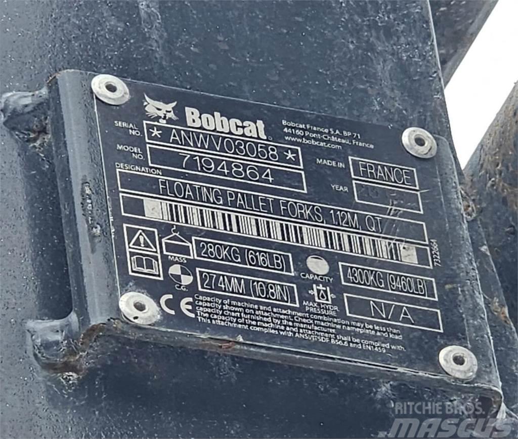 Bobcat T40180 Teleskopické manipulátory