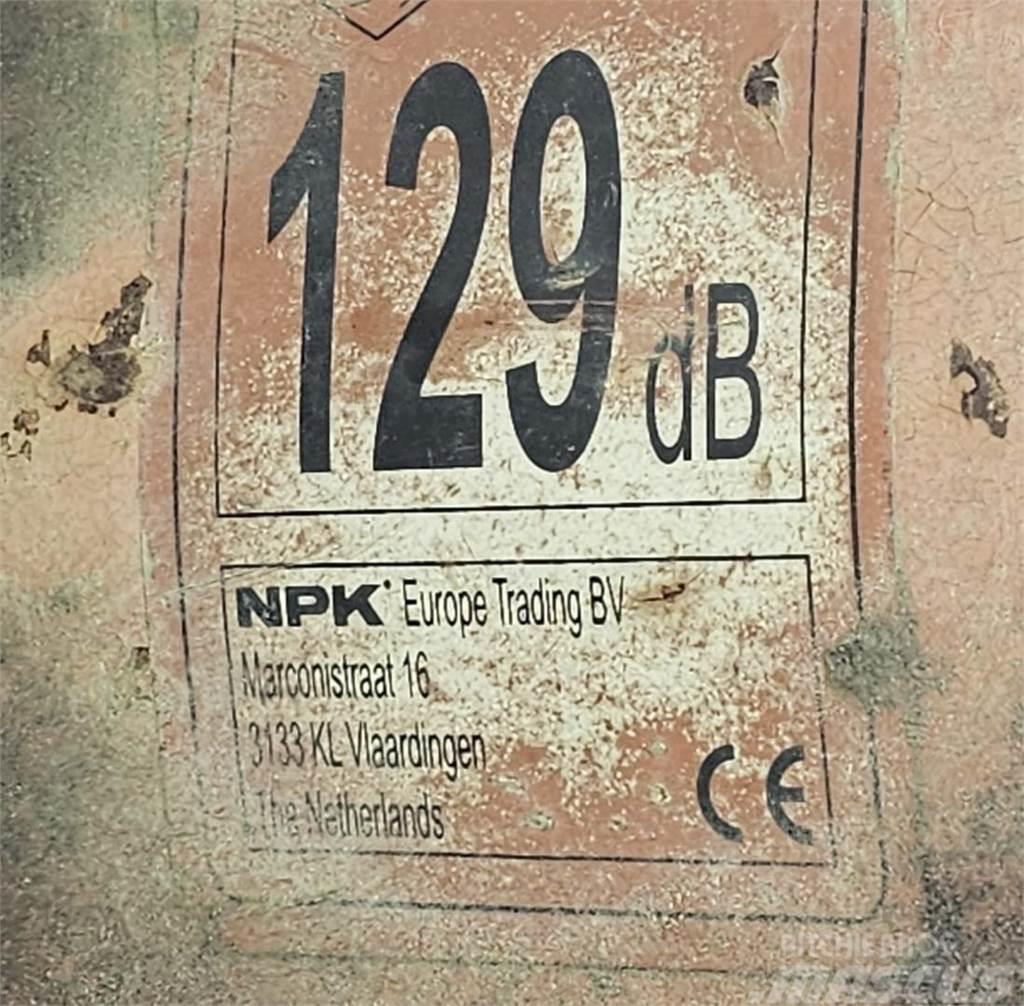 NPK E-210 C iskuvasara NTP10 kiinnikkeellä Búracie kladivá / Zbíjačky