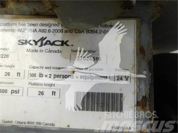 SkyJack SJIII3226 Nožnicové zdvíhacie plošiny