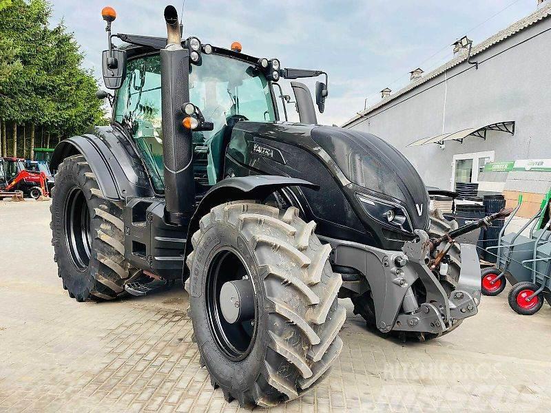 Valtra T154 Traktory