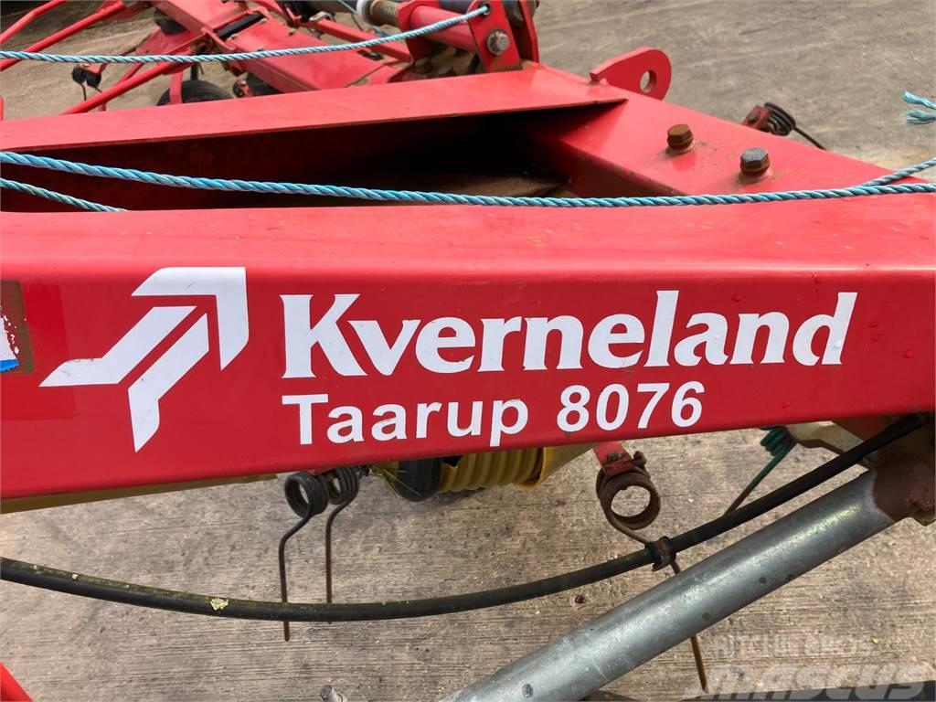 Kverneland Taarup 8076 6 Rotor Obracače a zhrabovače sena