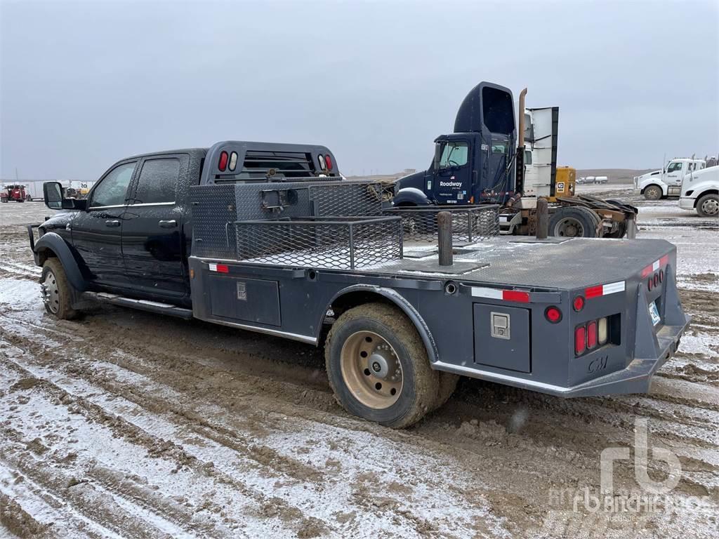 Dodge RAM 4500 Plošinové nákladné automobily/nákladné automobily so sklápacími bočnicami