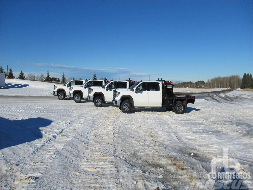 GMC SIERRA 3500HD Plošinové nákladné automobily/nákladné automobily so sklápacími bočnicami