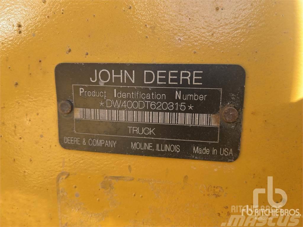 John Deere 400D Kĺbové nákladné autá