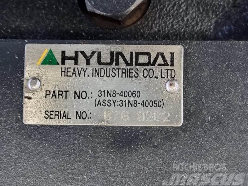 Hyundai FINAL DRIVE 31N8-40060 Nápravy