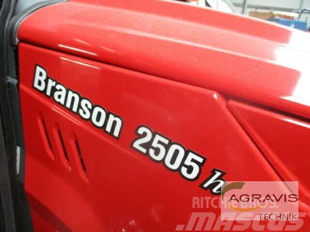 Branson Tractors 2505 H Traktory