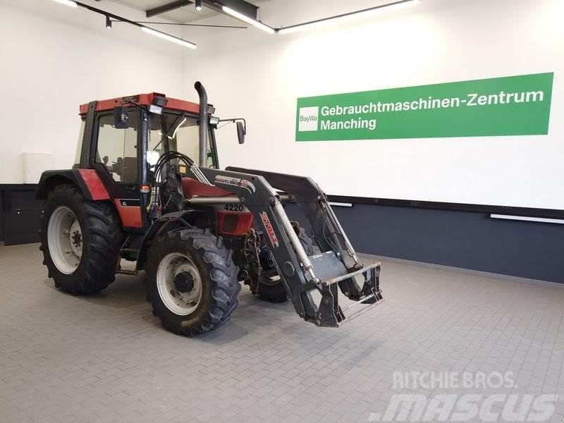 Case IH 4220 Traktory