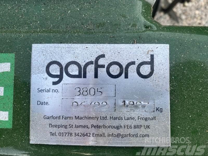 Garford interrow Front-Hackgerät Rozmetadlá maštaľného hnoja