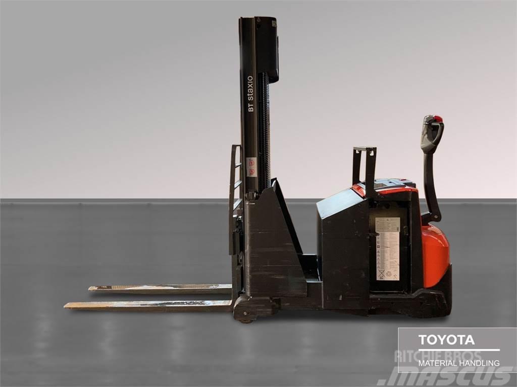 Toyota SWE120S Ručne vedené vysokozdvižné vozíky