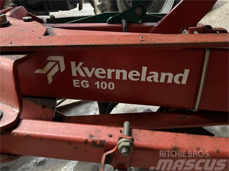 Kverneland EG 100/300 med pakker Dvojstranné pluhy