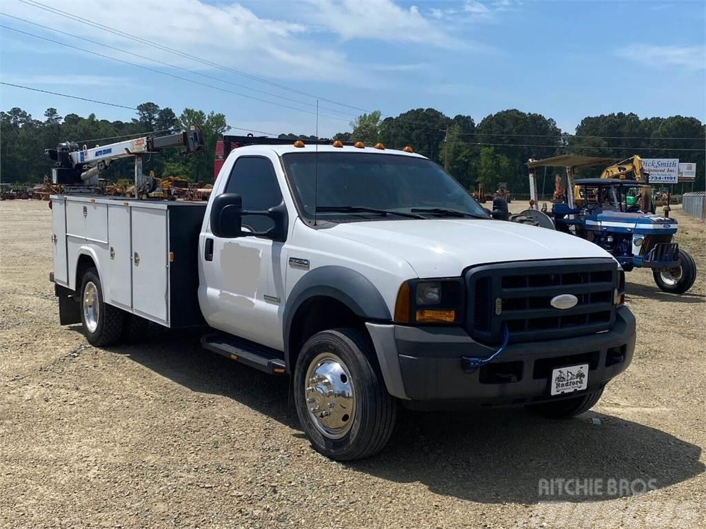 Ford F-450 Super Duty Iné