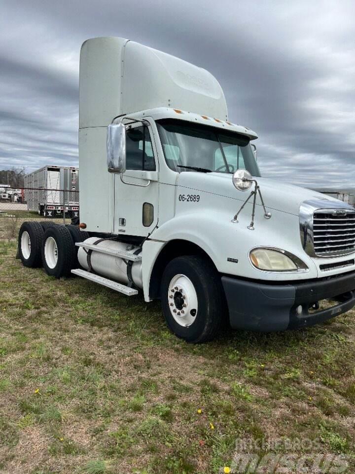 Freightliner Columbia 120 Iné