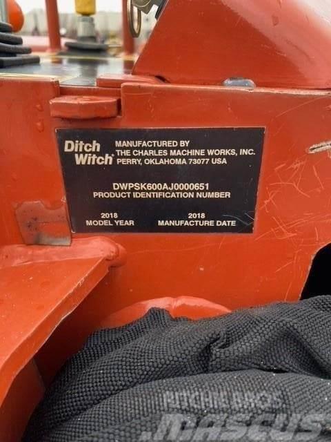 Ditch Witch SK600 Šmykom riadené nakladače