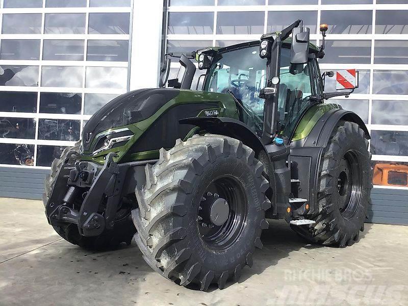 Valtra Q305 Traktory