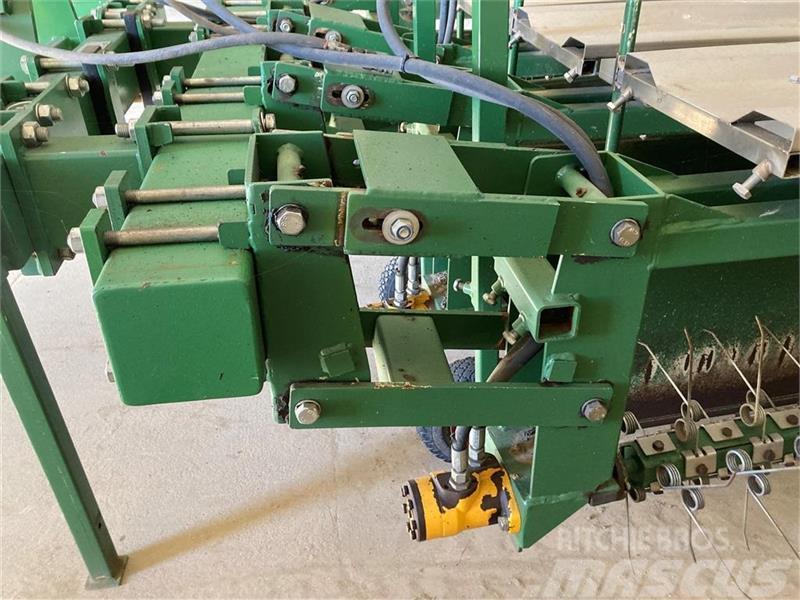  - - -  Christiaens Agro Systems - Rotorstrigle Ďalšie poľnohospodárske stroje