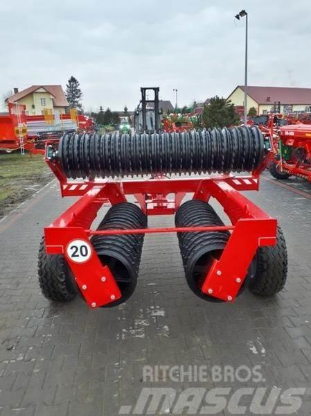 Agro-Factory II Ackerwalze Gromix/ cultivating roller/ Wał upra Ďalšie nákladné vozidlá