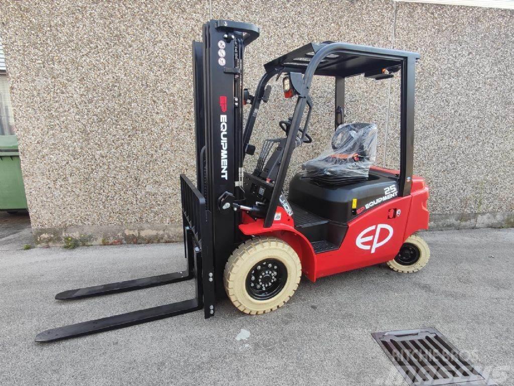 EP EFL253 NEUMASCHINE Akumulátorové vozíky